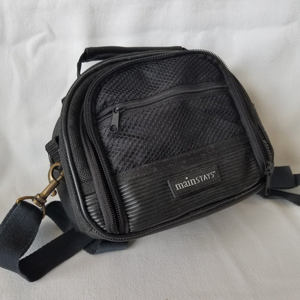 Mainstays Black Camera Bag Strap storage space opens from front